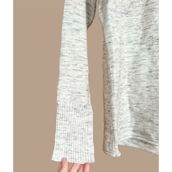 RD Style Ursula Spongey Turtleneck Sweater - Picture 4 of 5